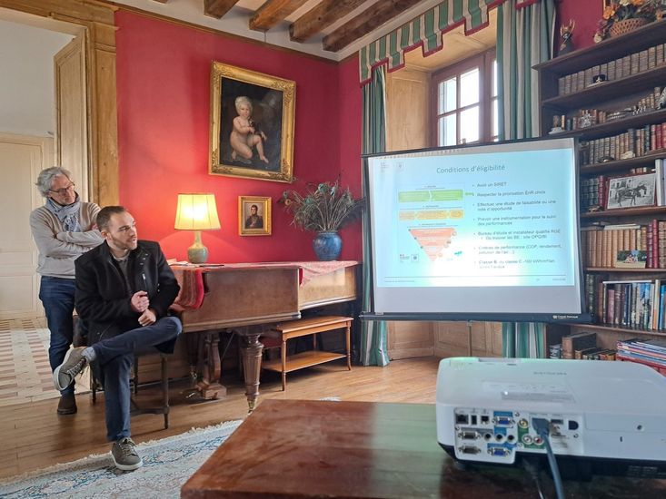 Présentation des énergies renouvelables aux entreprises, à Saché